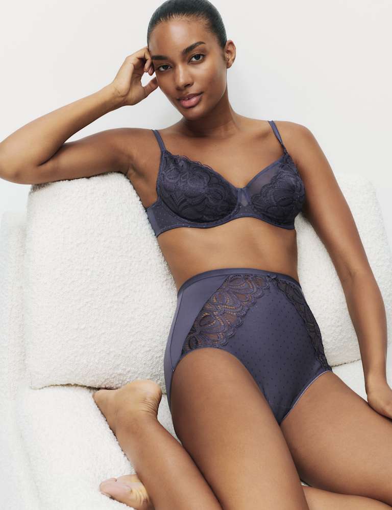 Amelia Lace Natural Lift™ Full Cup Bra Set A-E 1 of 6