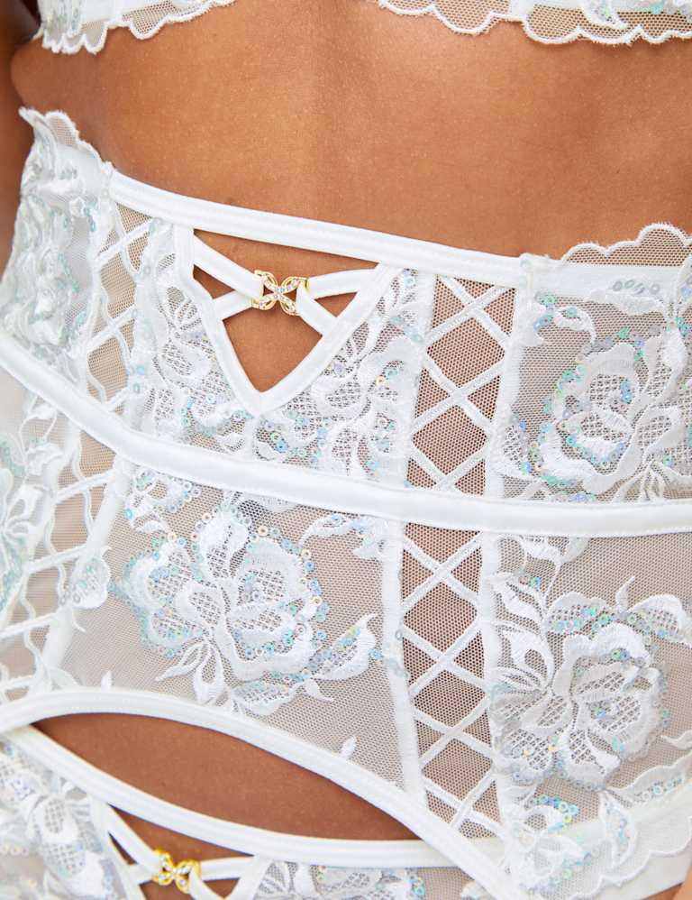 Floral Lace Wired Full Cup Bra Set (A-G) 8 of 9