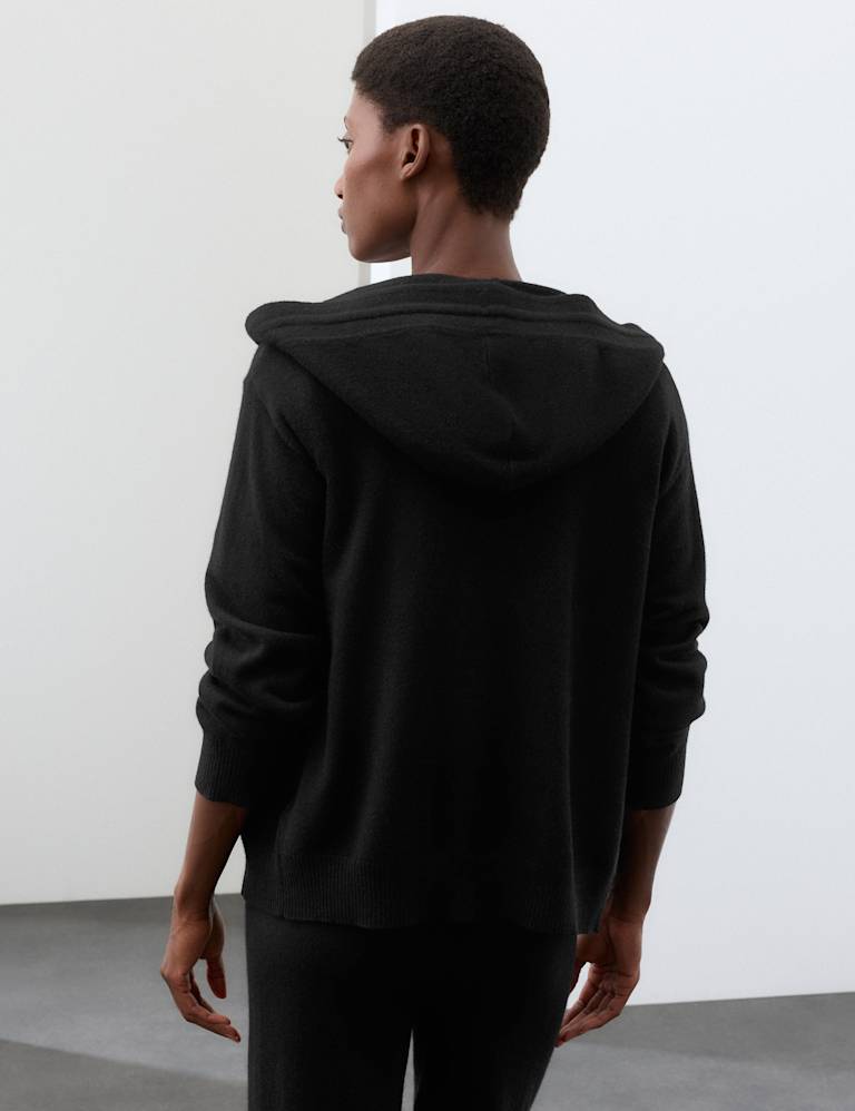 Hoodie & Joggers Set 4 of 6