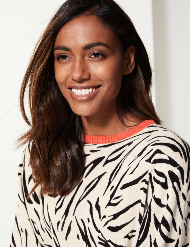 Animal print jumper marks and spencer hotsell