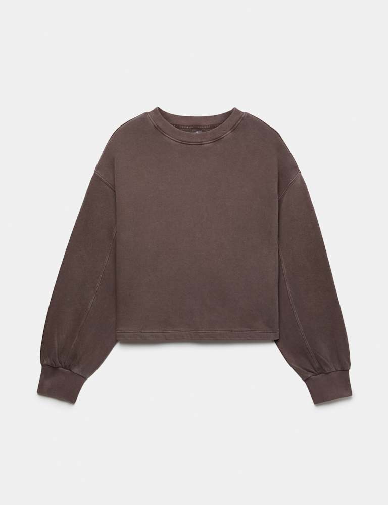 Sweatshirt & Joggers Set 1 of 6