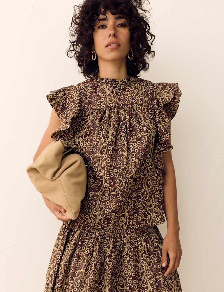 Floral Top & Skirt Set 4 of 6