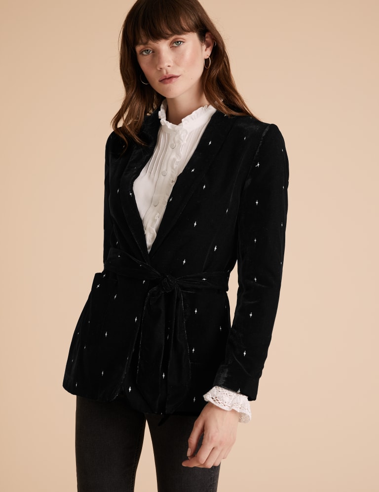 Belted velvet blazer 2025