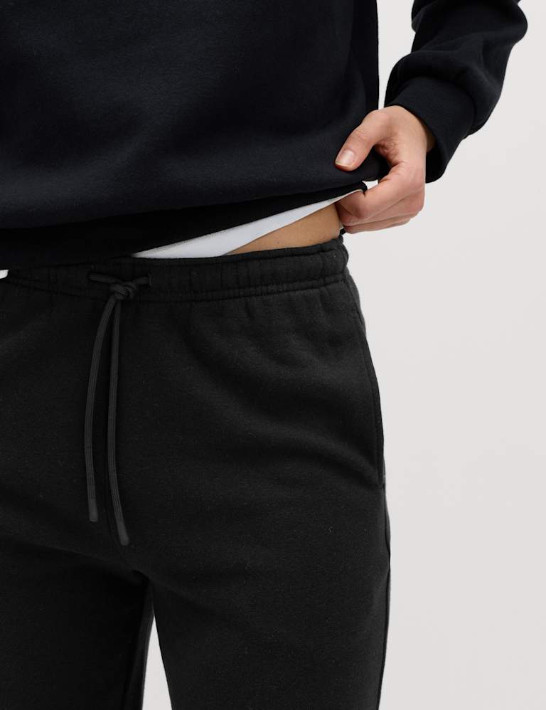 Sweatshirt & Jogger Set 5 of 6