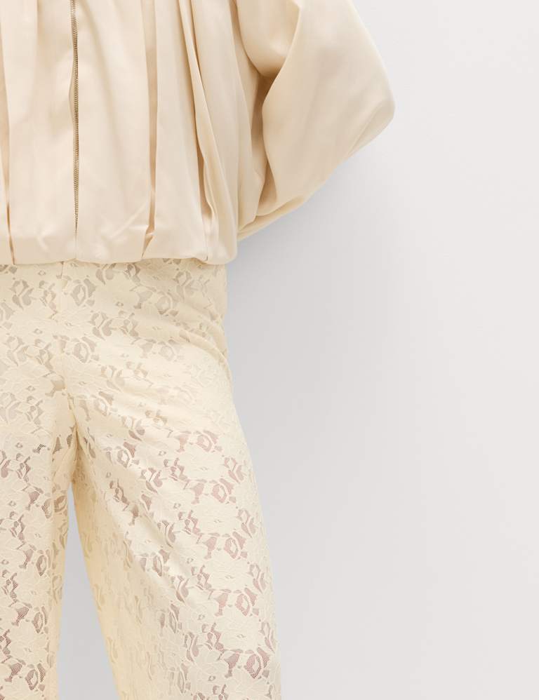 Lace Jacket & Trousers Set 6 of 6