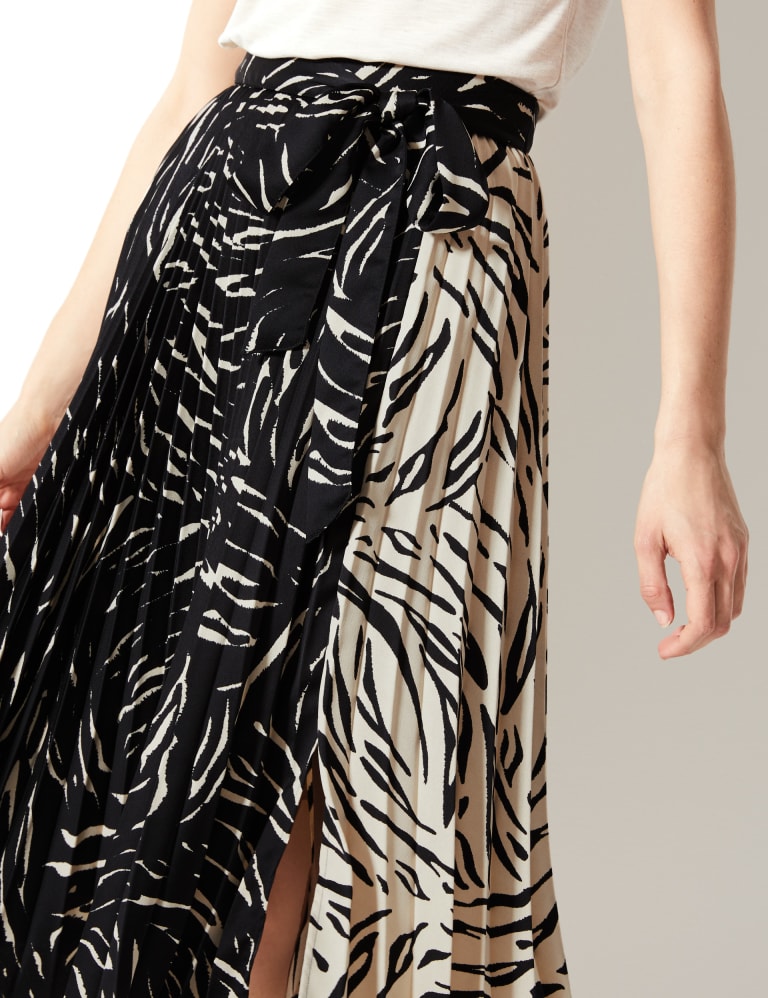 Animal Print Pleated Skirt M S Collection M S IE