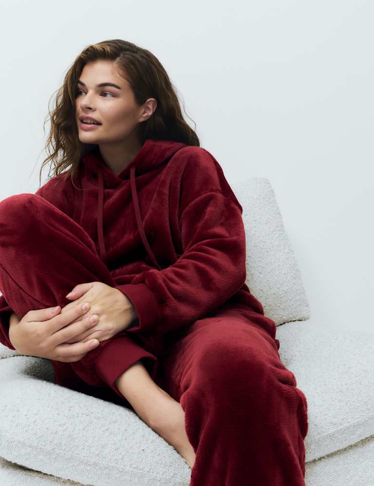 Fleece Lounge Hoodie & Pant Set 4 of 6