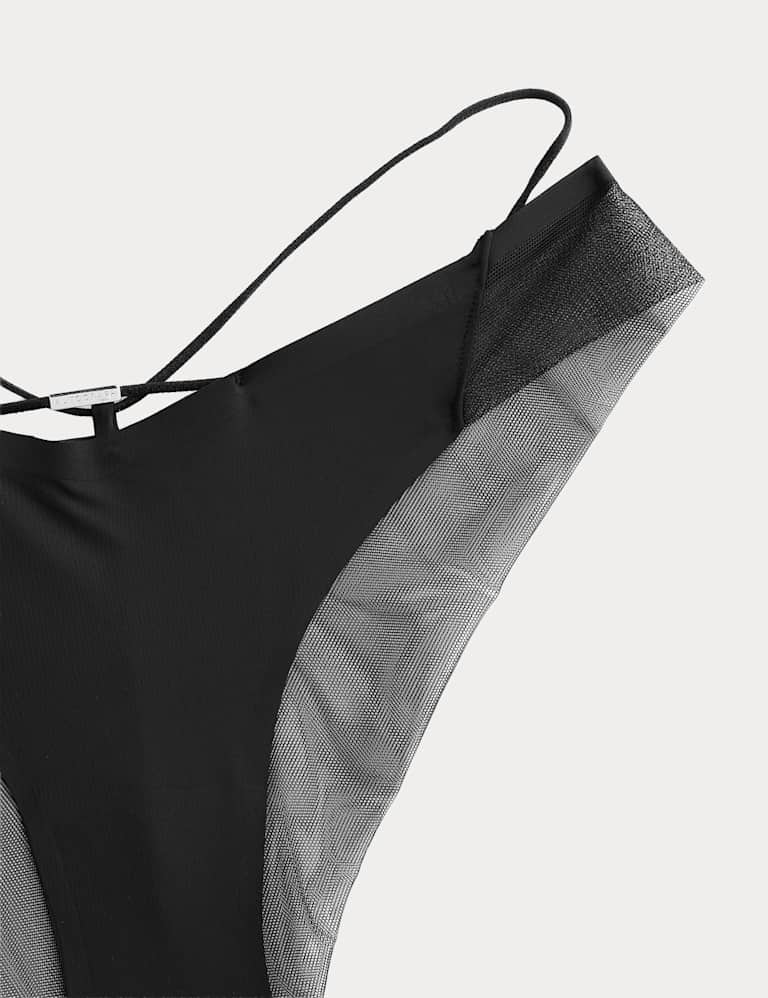 Black Label Smoothing Wired Plunge Bra Set A-E 5 of 6