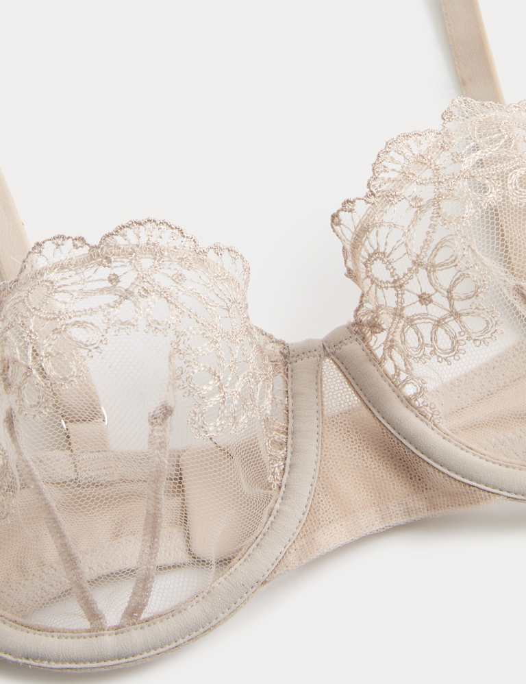 Seoul Embroidery Mesh Suspender Set 4 of 6