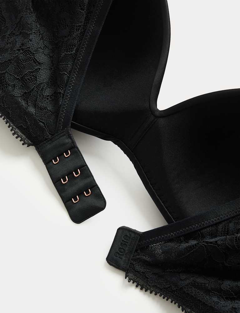 Smoothing Non Wired Plunge Bra Set 6 of 6