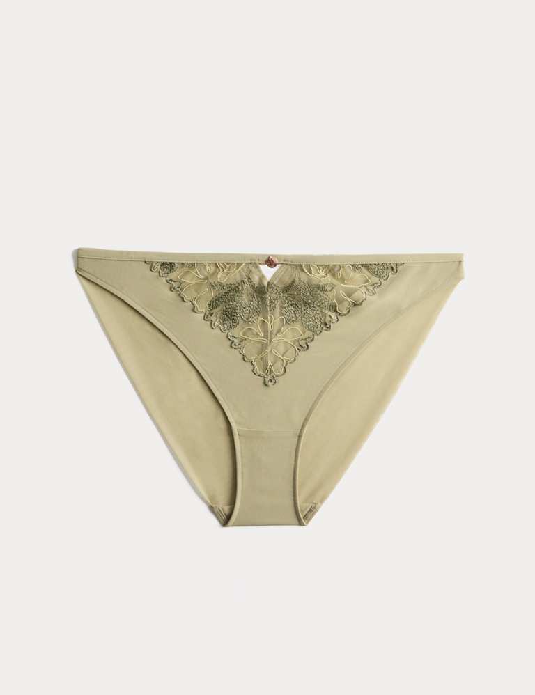 Ianthe Embroidery Wired Plunge Bra Set A-E 3 of 6