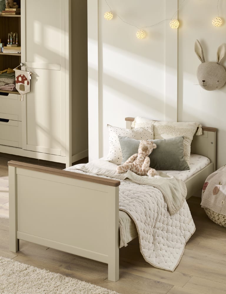 Harwell 2 Piece Cotbed Set with Dresser Mamas Papas M S