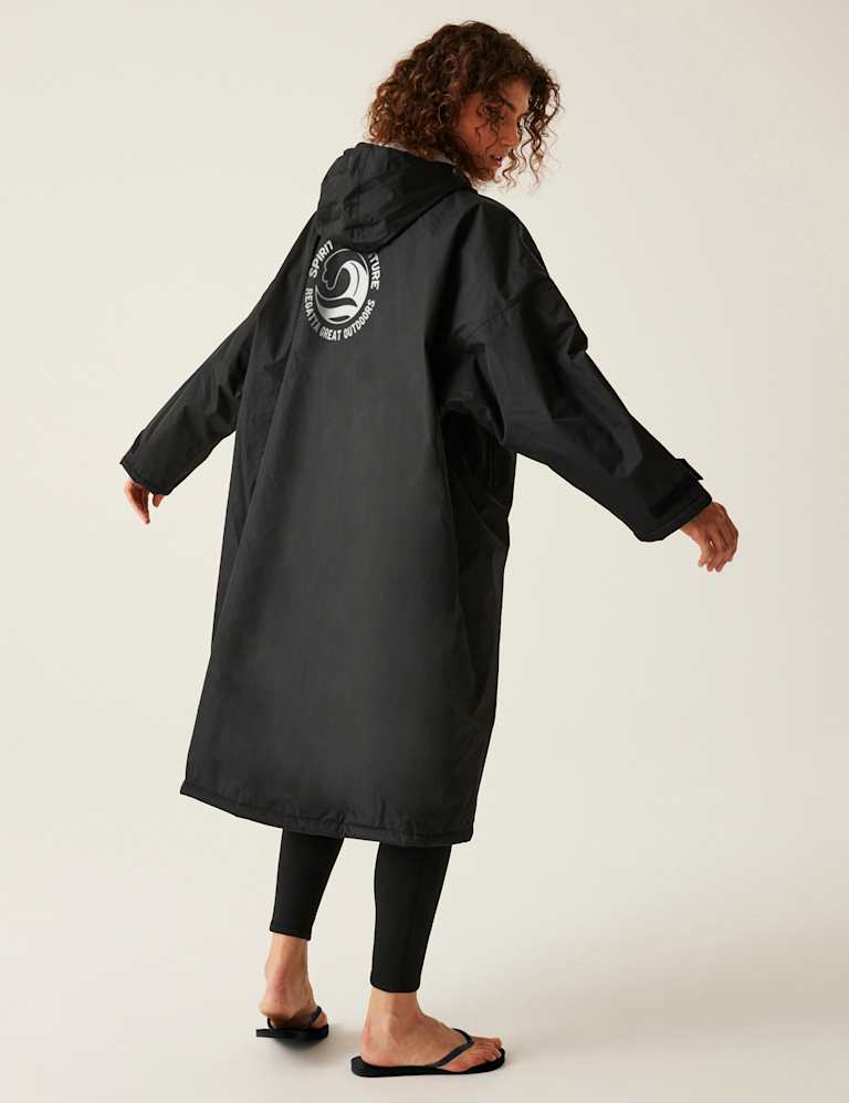 Waterproof Unisex Changing Robe | Regatta | M&S