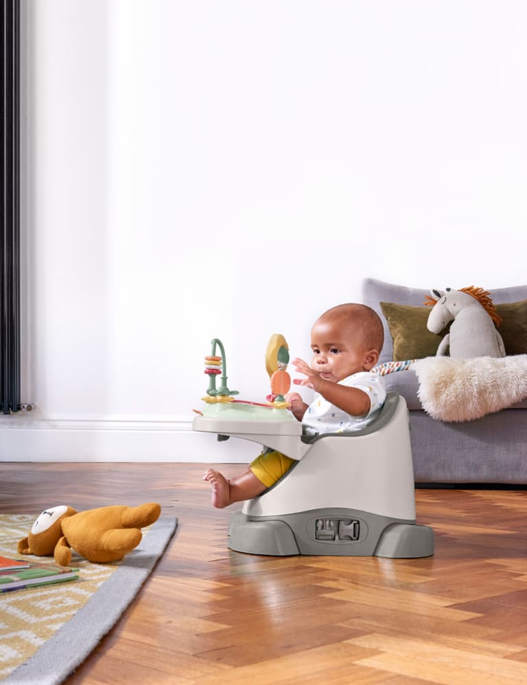 Floor booster seat outlet