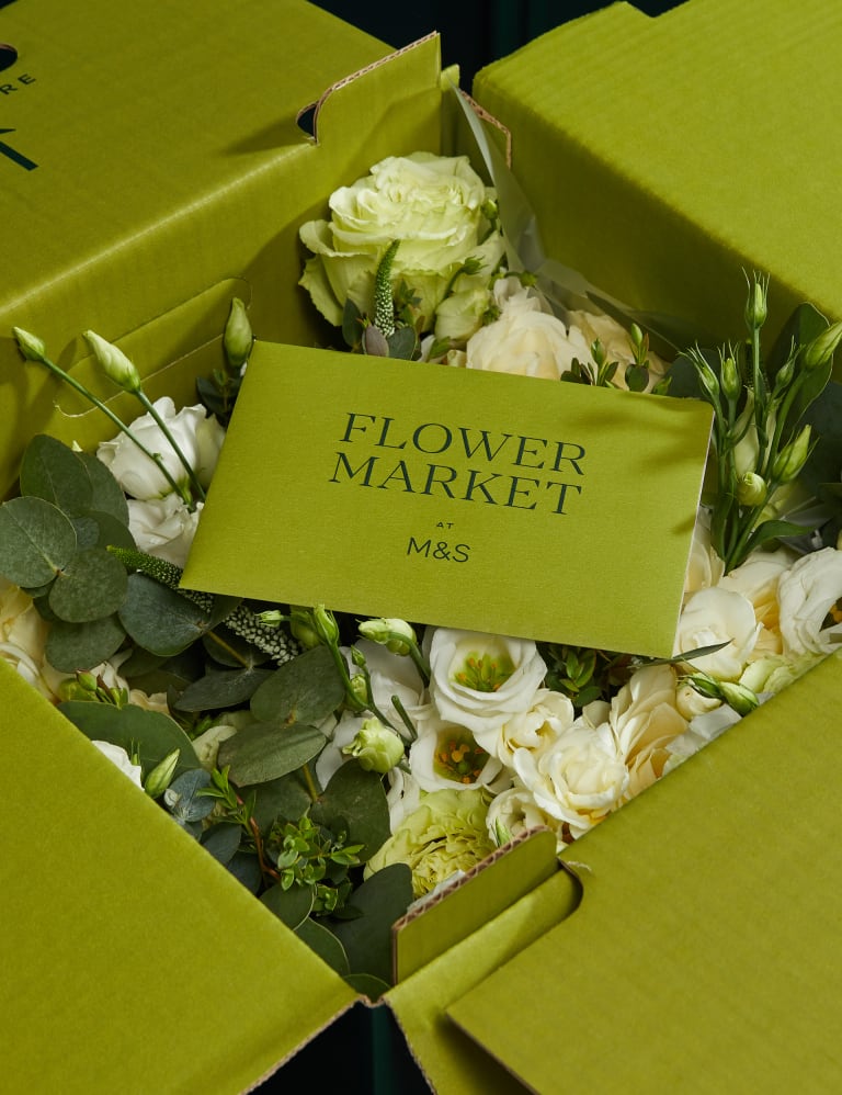 Thinking Of You Rose Lisianthus Bouquet with Vase M S